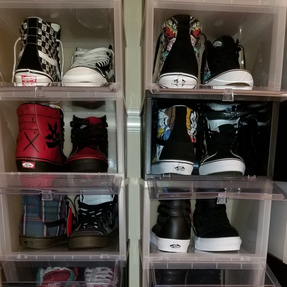 Vans - Picture 3 of 8